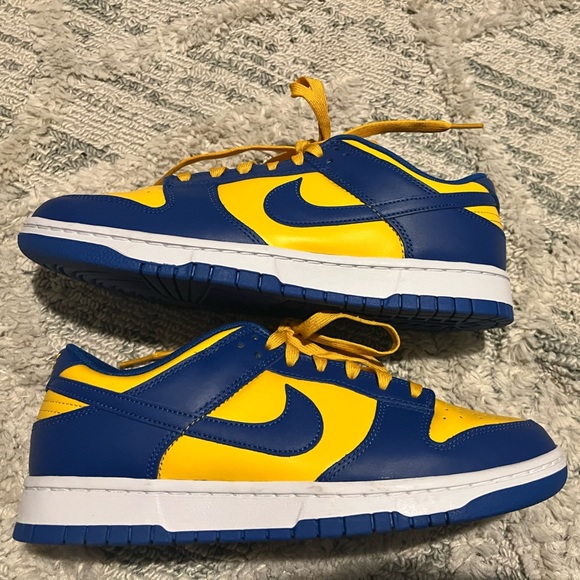 Men’s Nike Dunk Low- UCLA - Picture 2 of 9